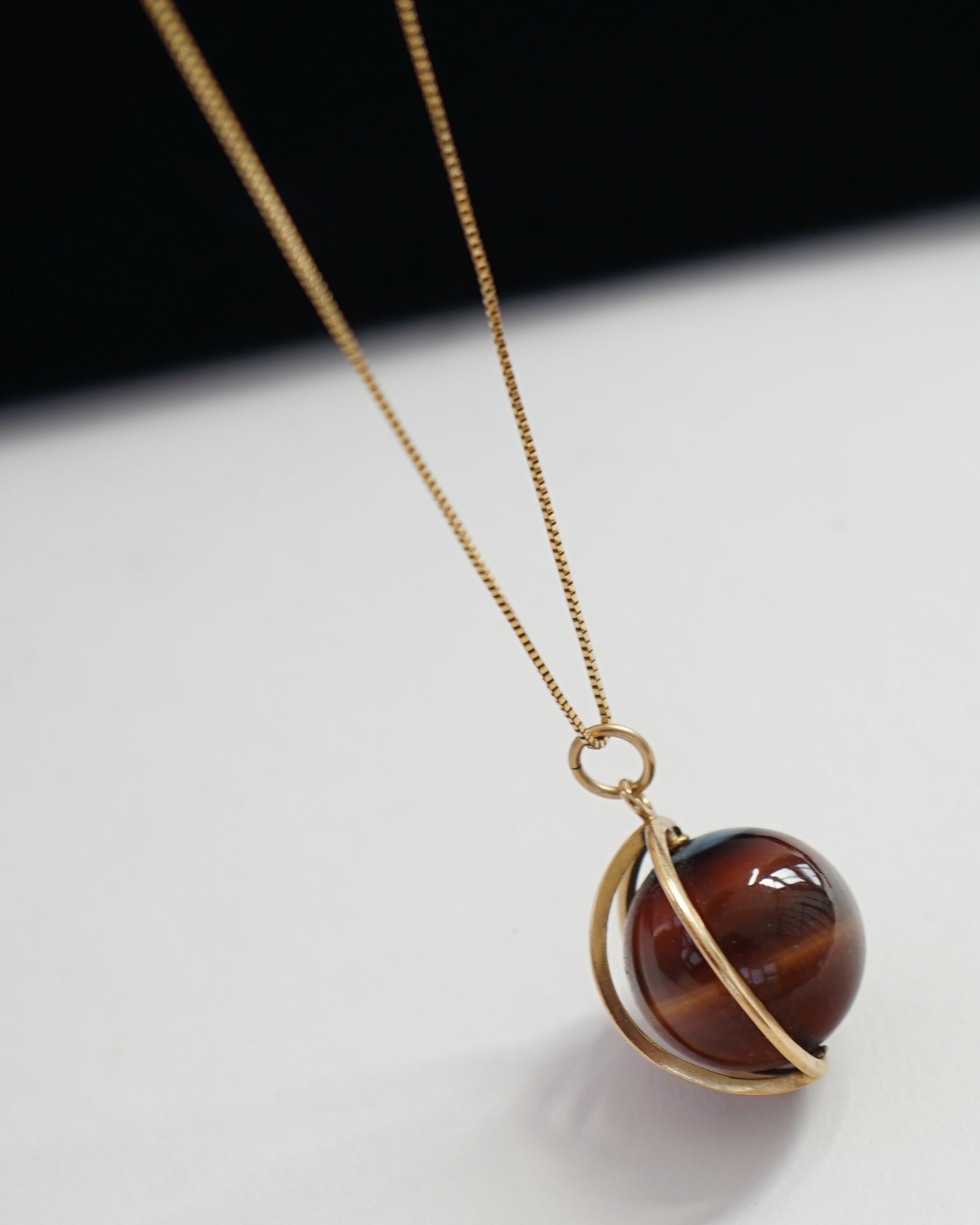 14k Gold Necklace w/ Agate Charm