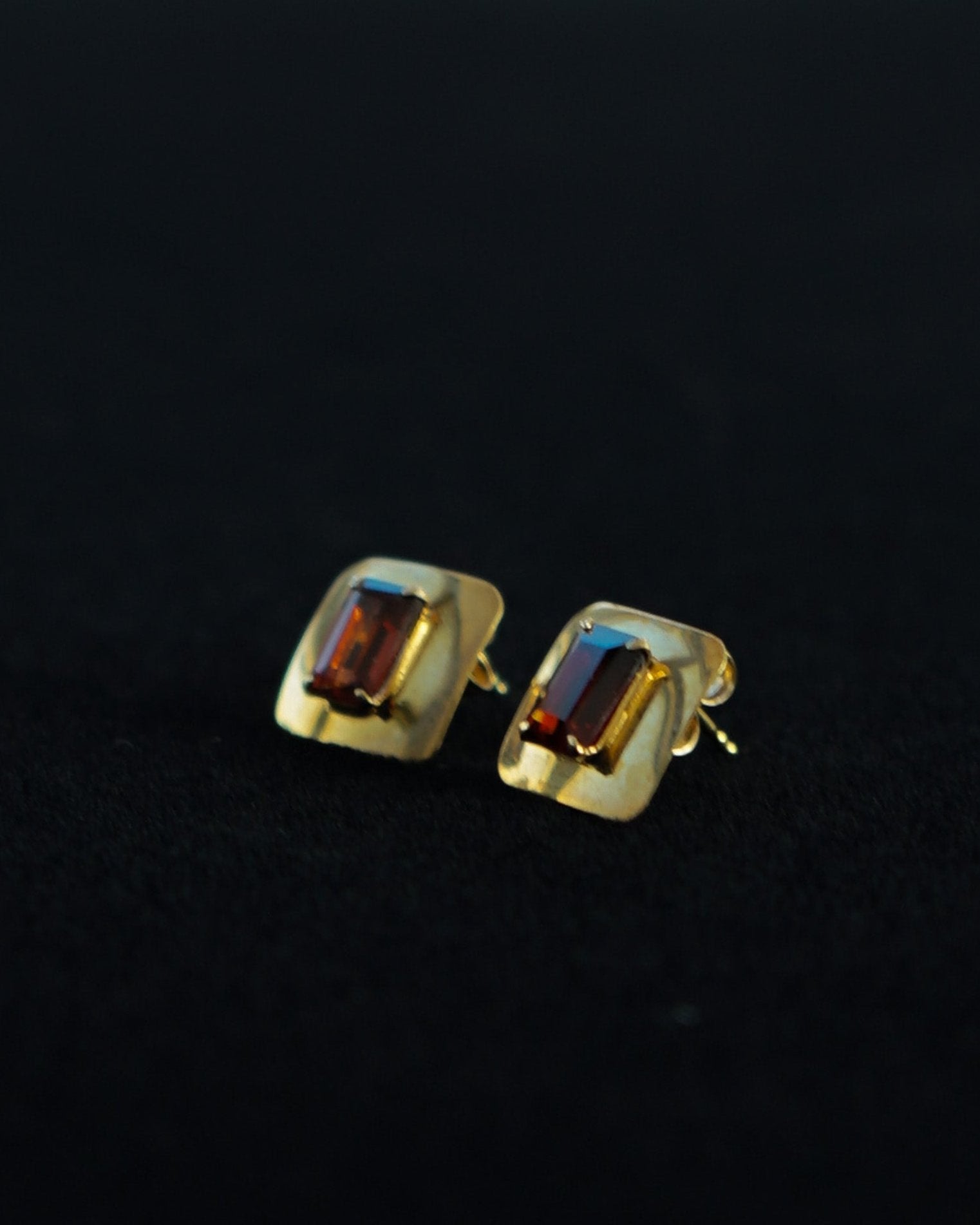 14k Gold x Garnet Earrings