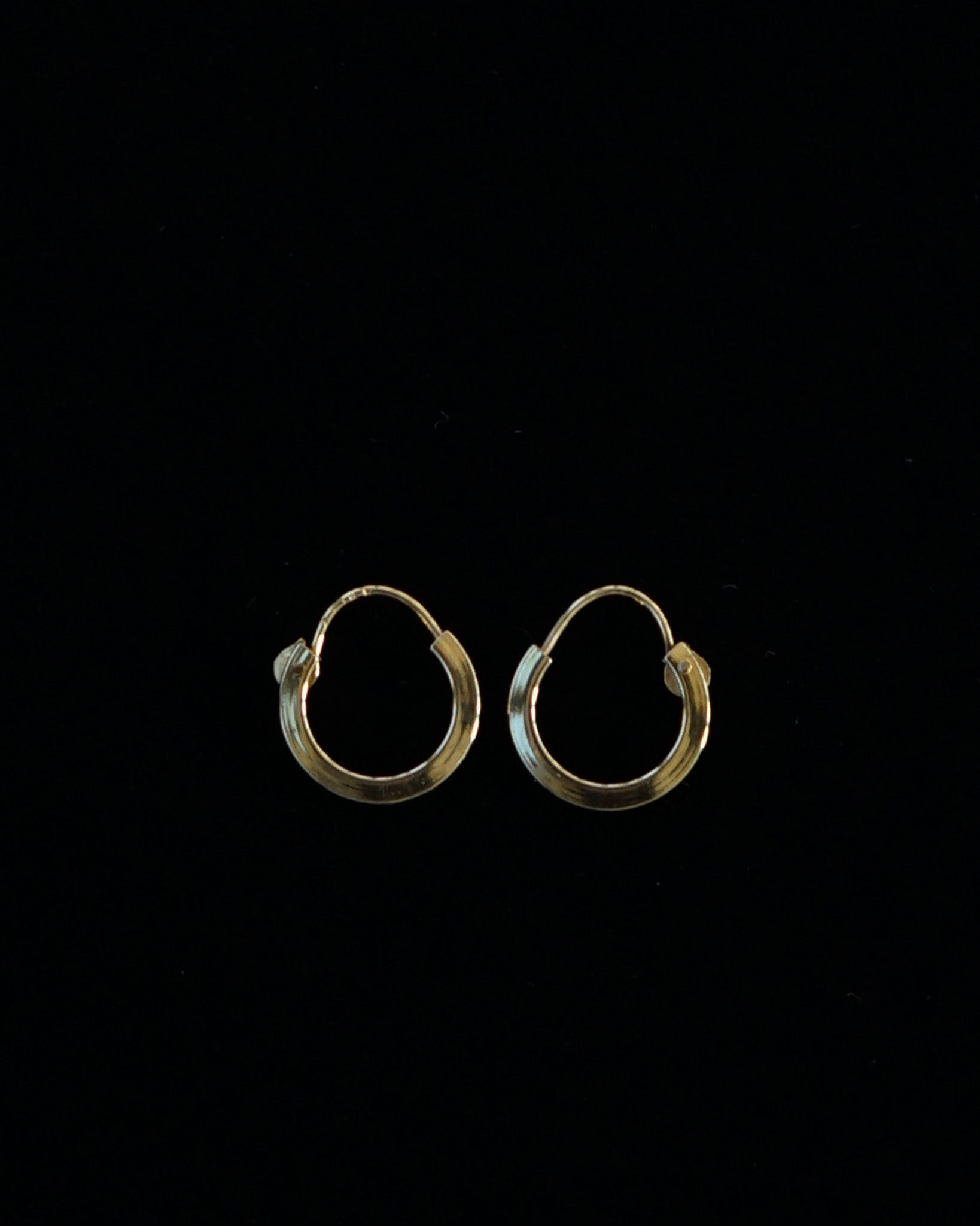 18k Gold Hoop Earrings