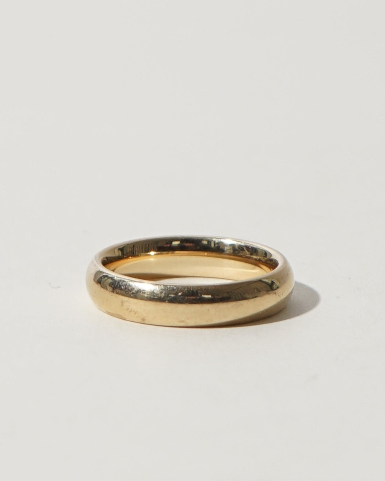 14k Gold Band Ring 