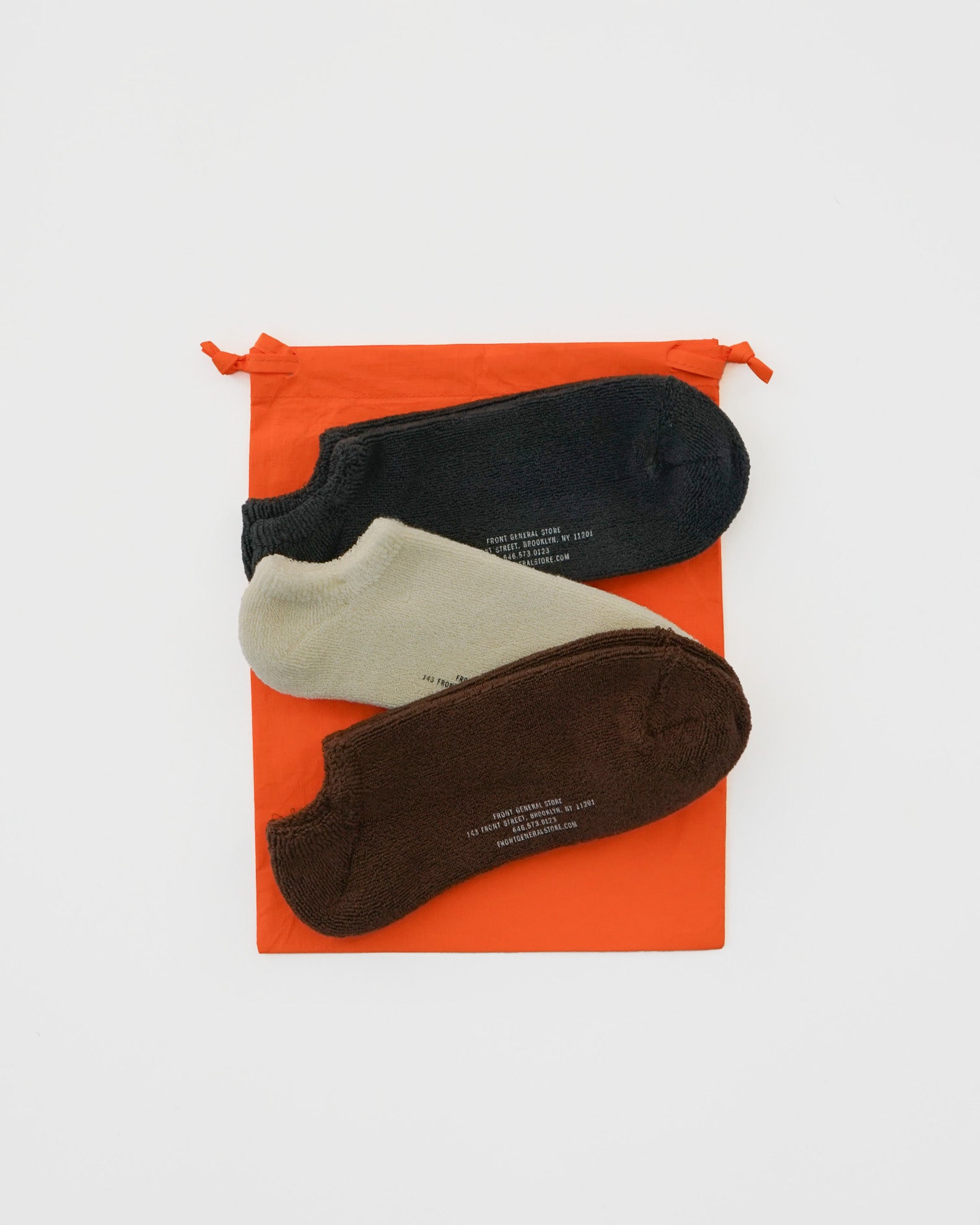 3-Pack Face Pile Socks Gift Set / B