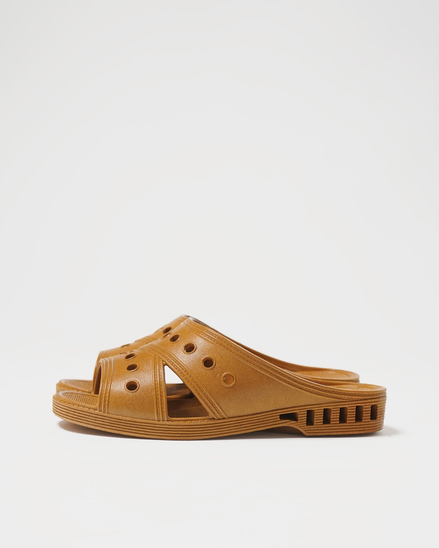 Bench-D PVC Bensan Sandal / Light Brown – Front General Store