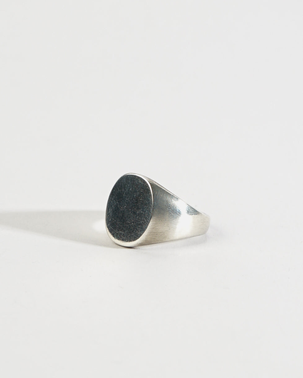 Silver Signet Ring / size: 9.5