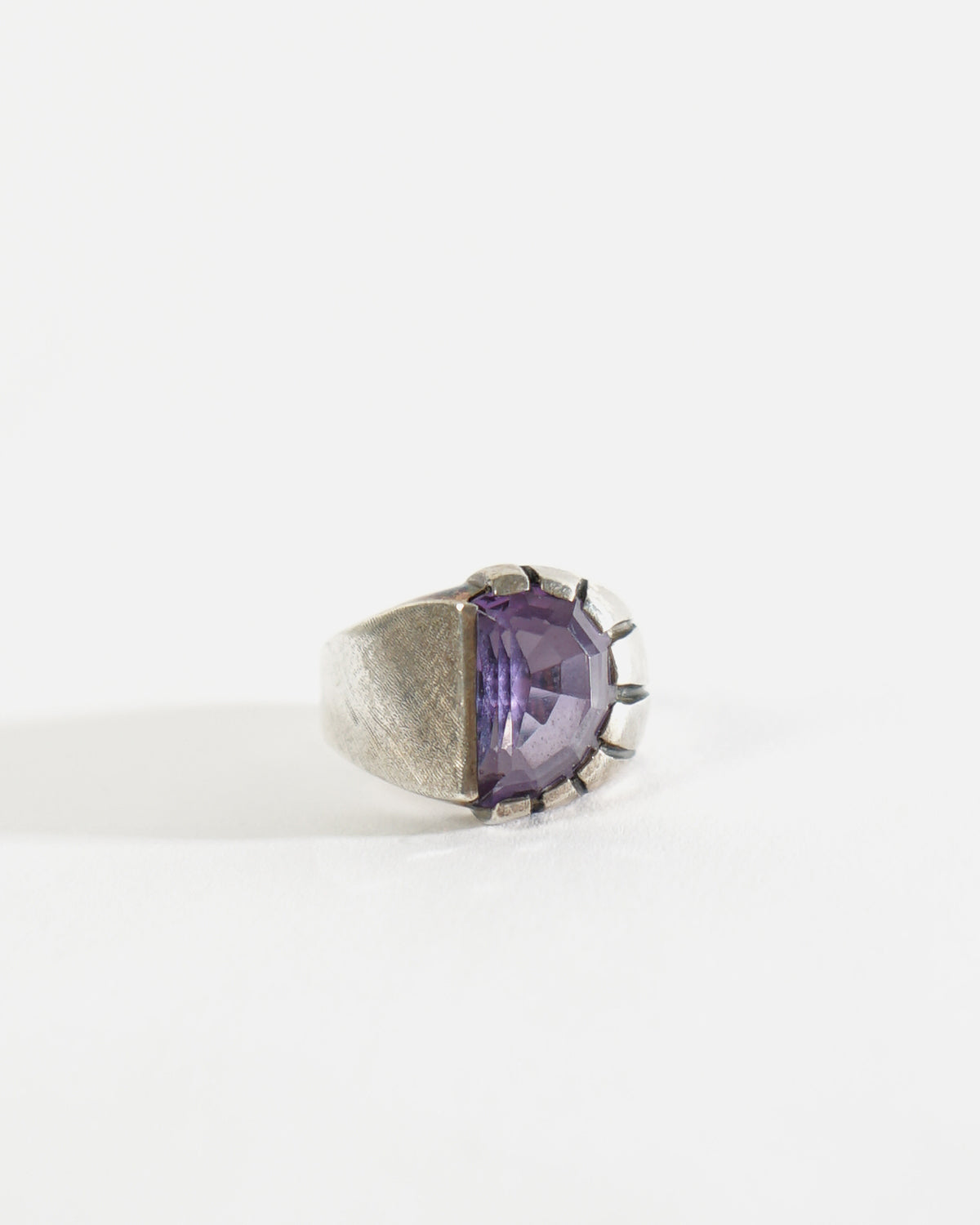 Silver x Amethyst Ring / size: 10