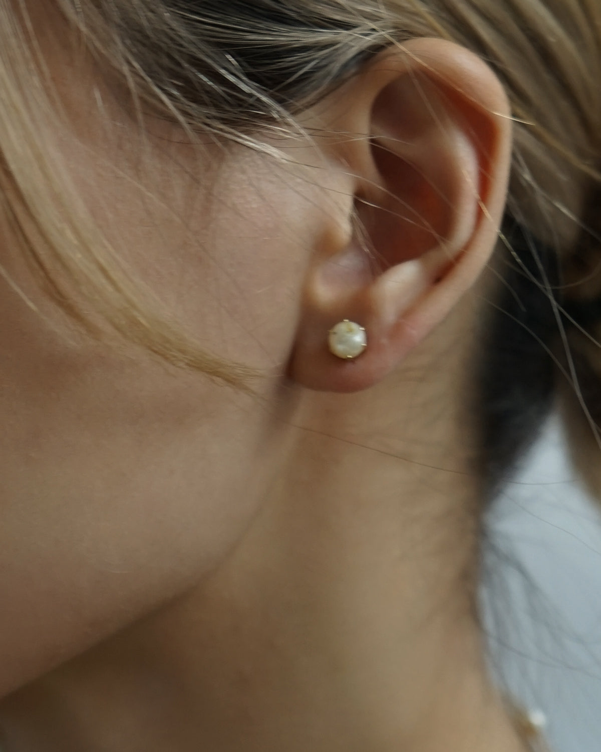 14k Gold x Pearl Earring