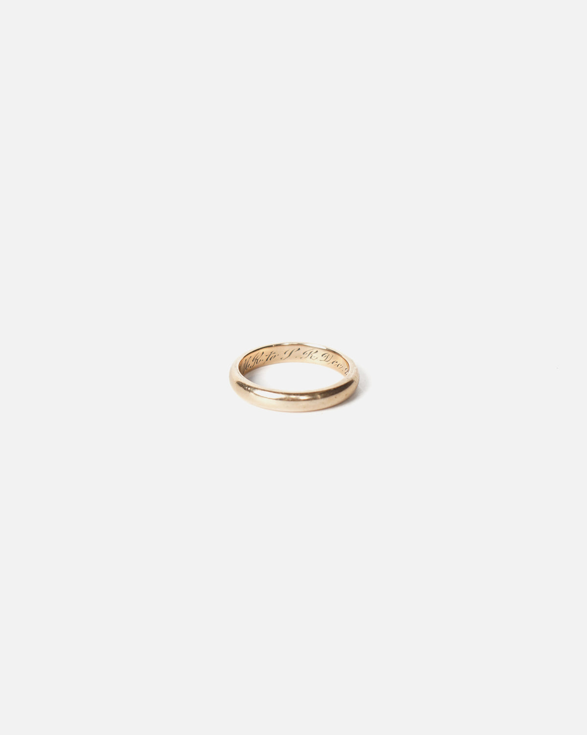 14K Gold Band Ring / size: 7
