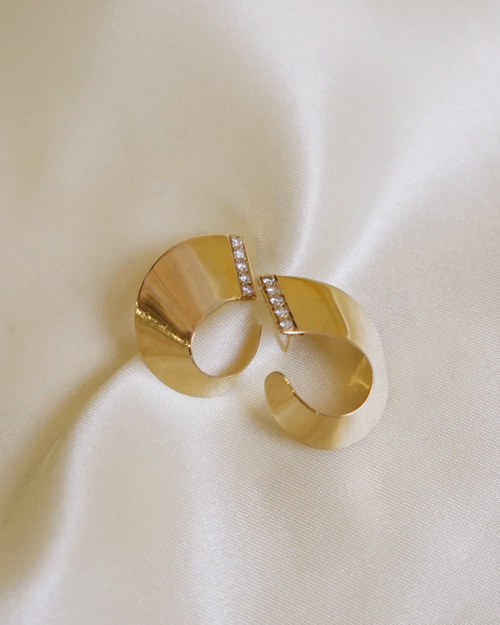 14k Gold Earrings w/ Diamonds