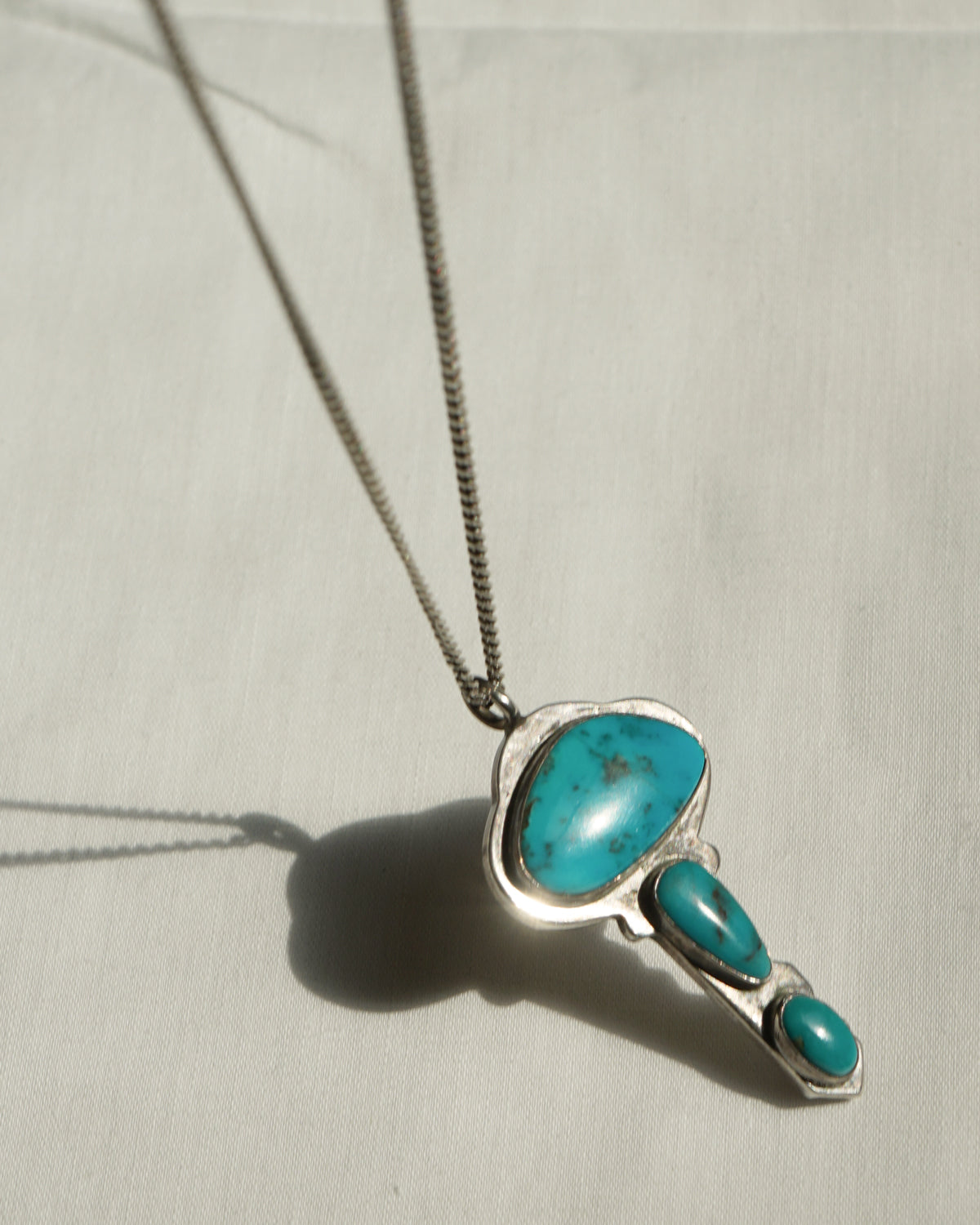 Silver Necklace w/ Silver x Turquoise Charm