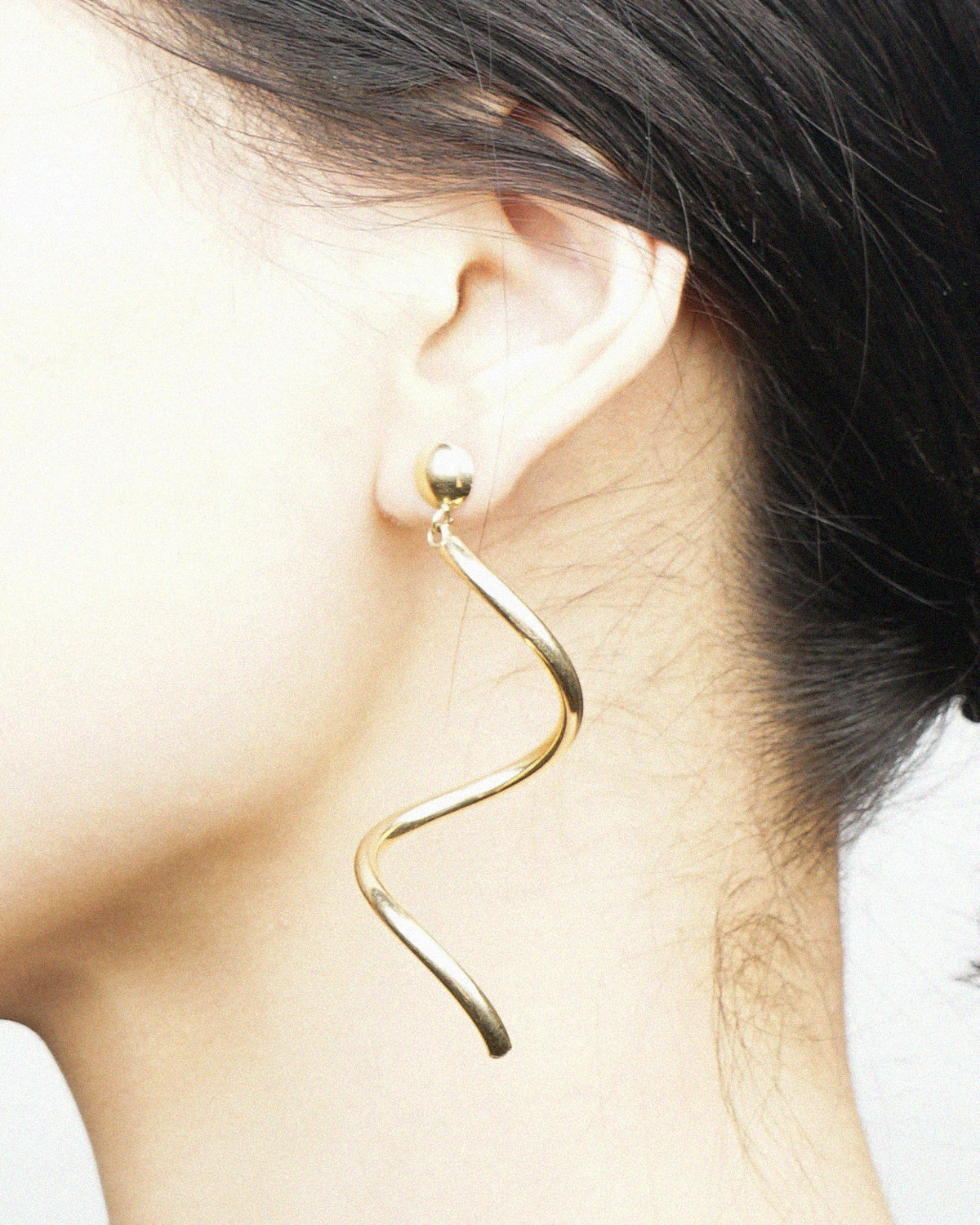 14k Gold Twist Earrings