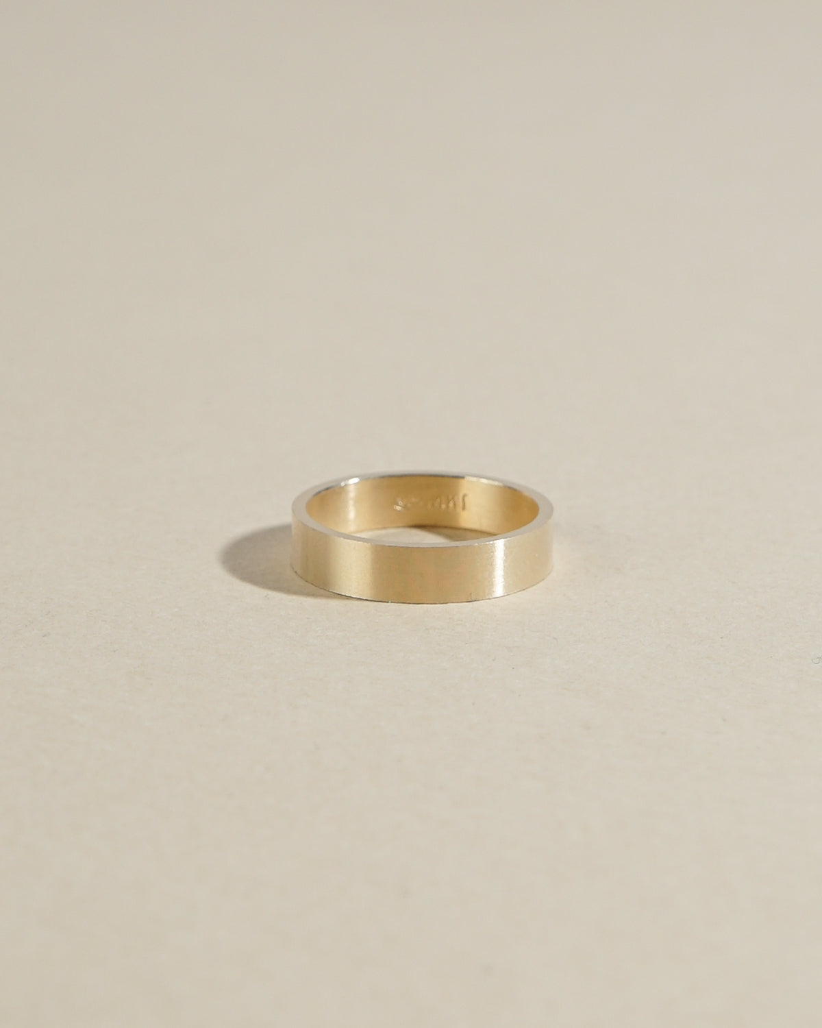 14k Gold Band Ring /4mm