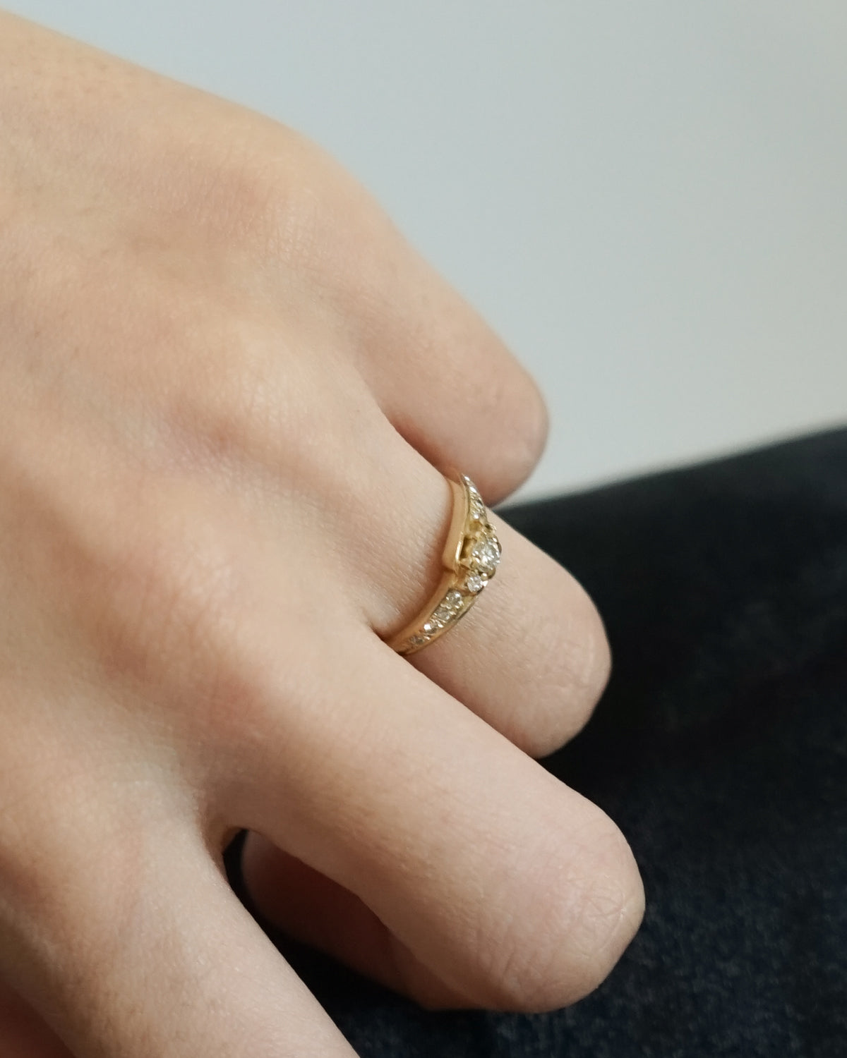 14k Gold x Diamonds Ring / size: 5
