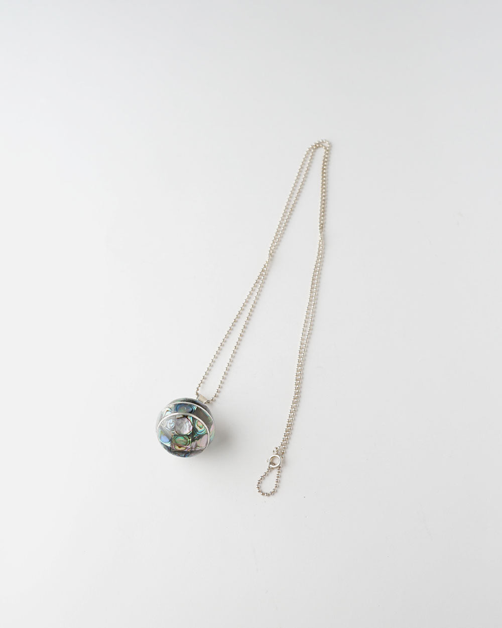 Silver Necklace w/ Shell Ball Charm