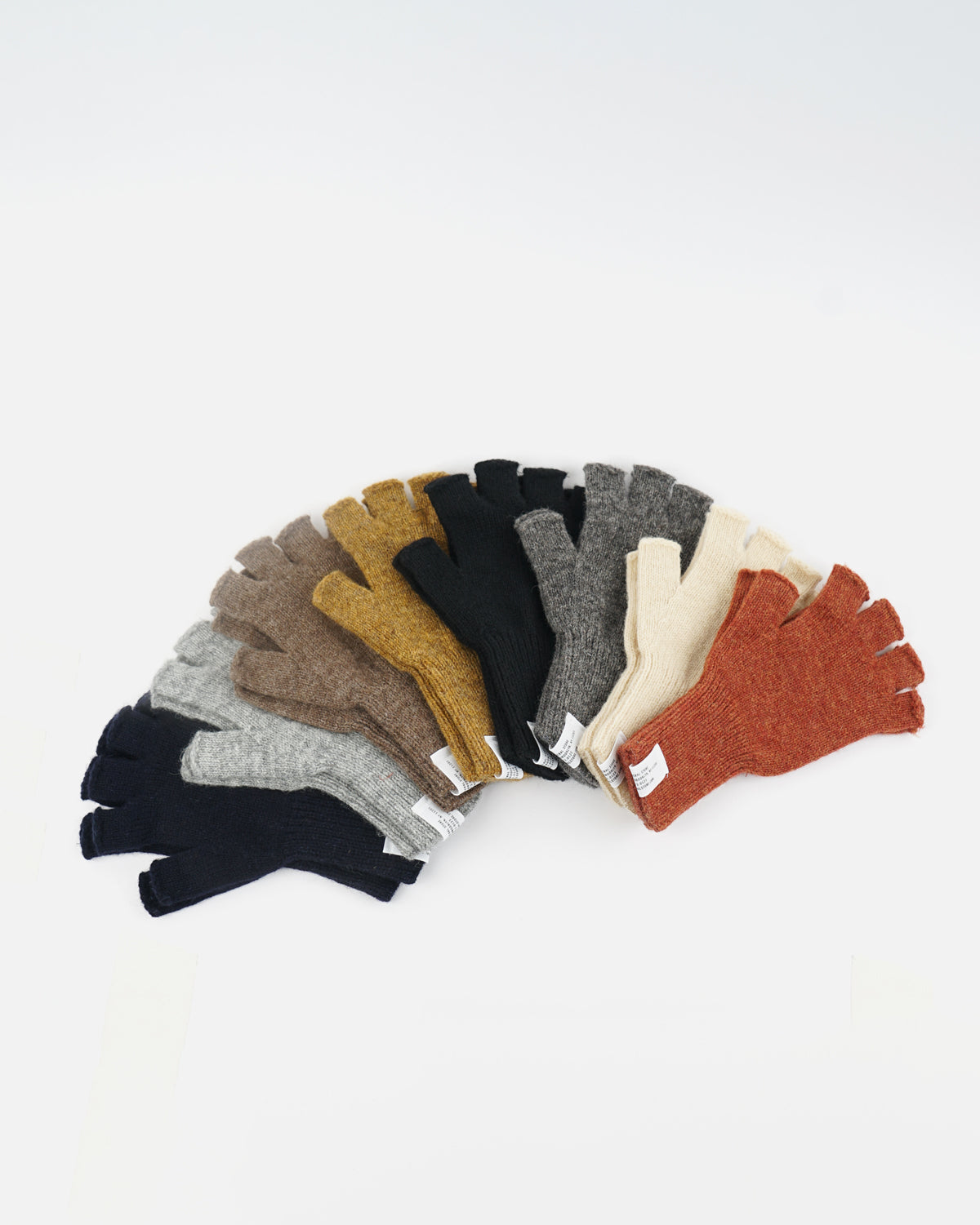 Shetland Wool Fingerless Gloves White / M