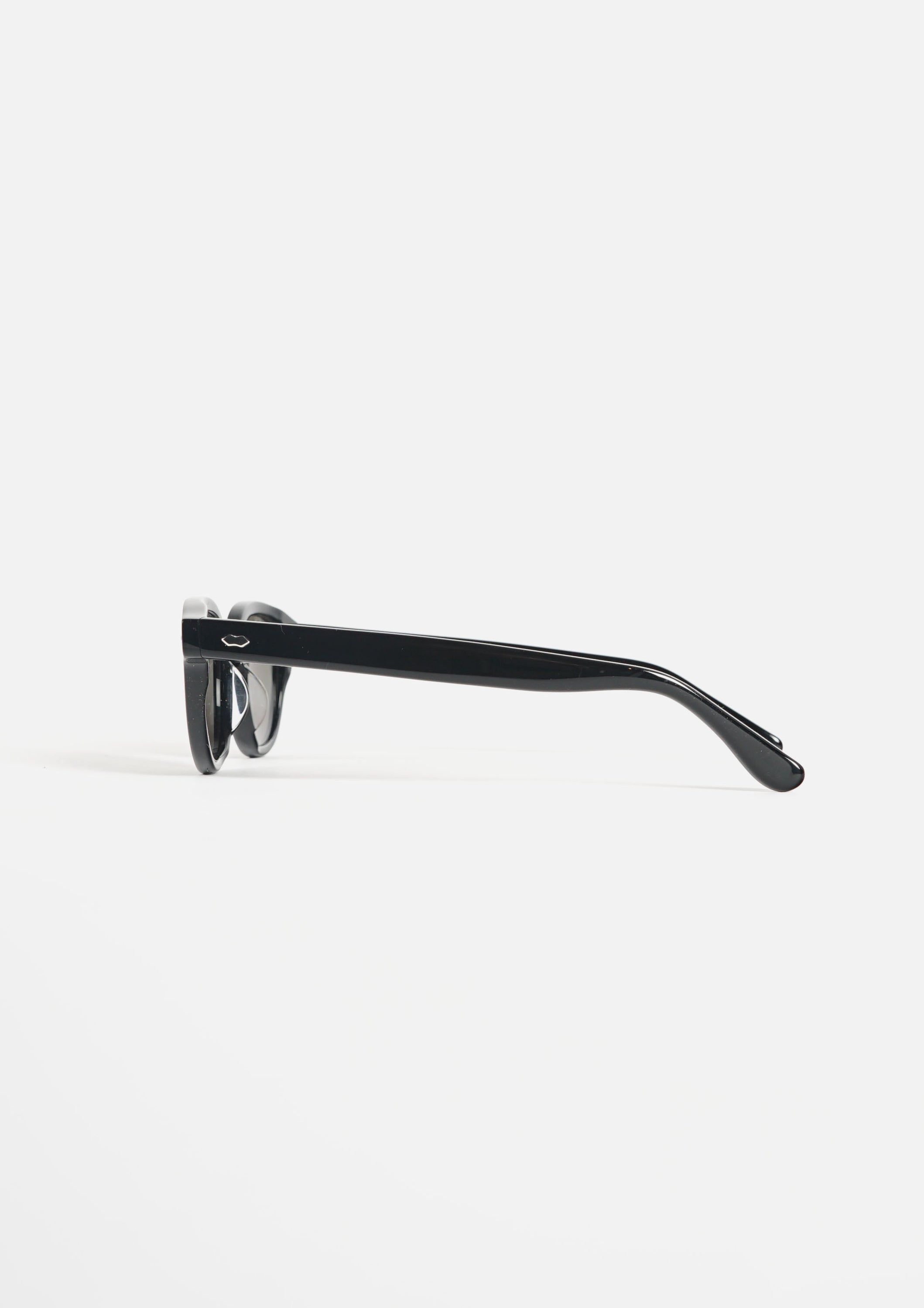 MODEL 511 Sunglasses  Black
